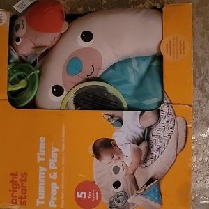 tummy time prop &play